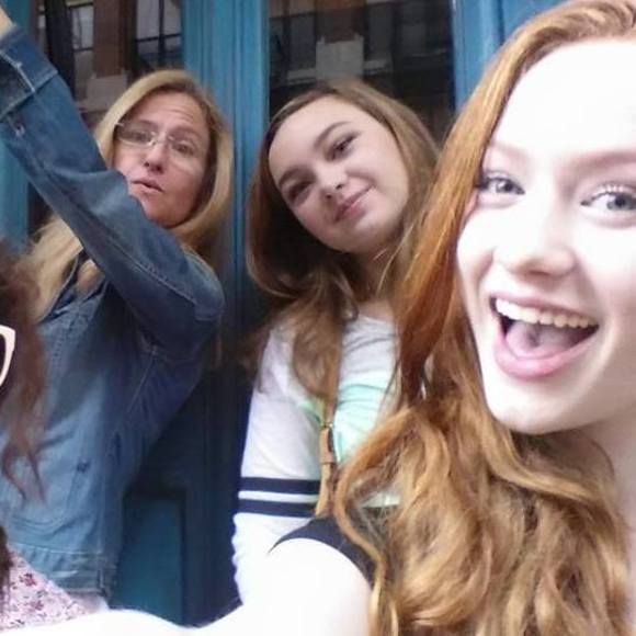 Meet your Posher, Sue - Picture 1 of 1